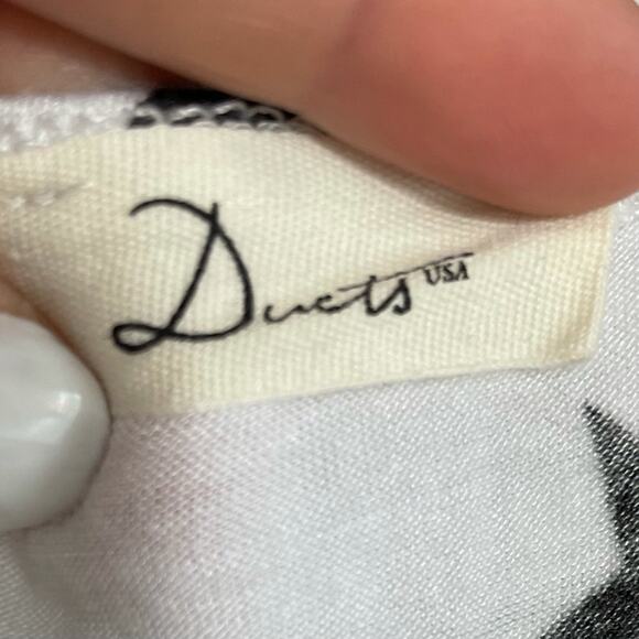 50% OFF Ducts Star Top Half Sleeve Scoop Neck Peplum Frill - Picture 3 of 5